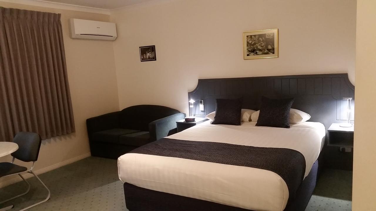 Ararat Southern Cross Motor Inn Kültér fotó