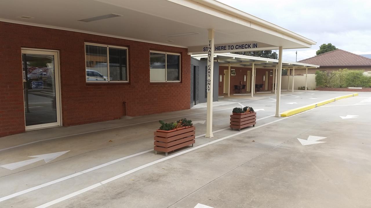 Ararat Southern Cross Motor Inn Kültér fotó